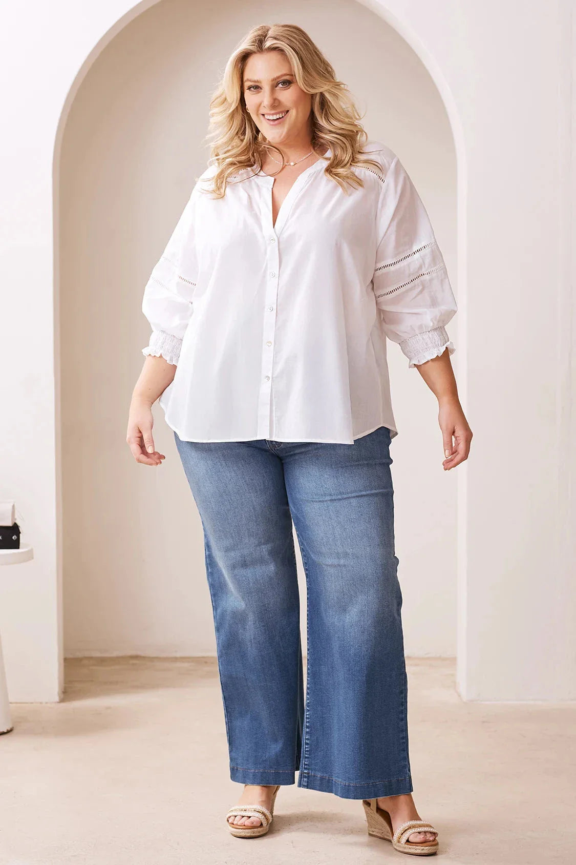 Whittney 3/4 Sleeve Smocked Cuffs V-Neck Top White