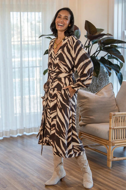 Evelyn Animal Print Long Sleeve Dress in Chocolate