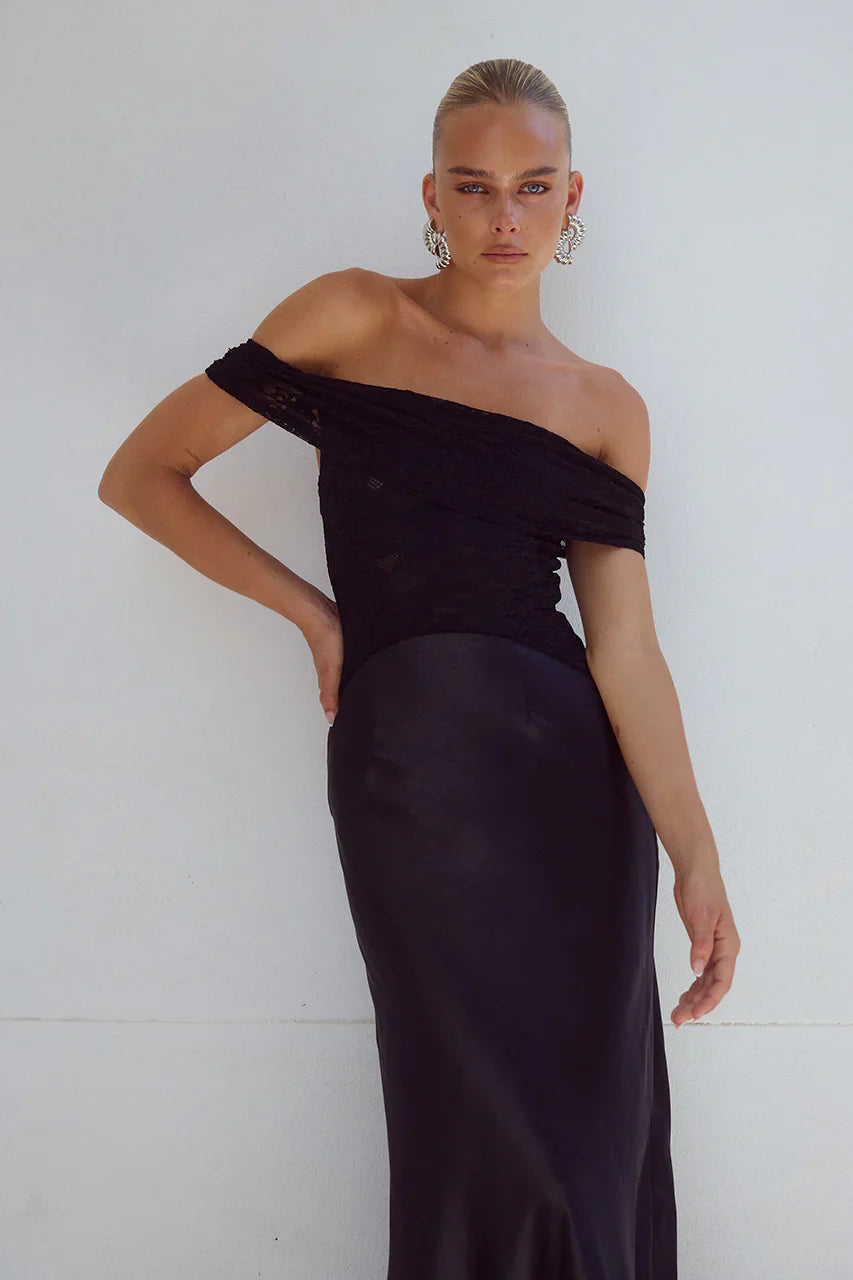AMORET MIDI DRESS - BLACK